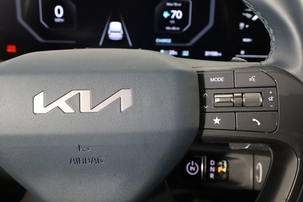 Used 2024 Kia EV9 GT-Line AWD/4WD image 10