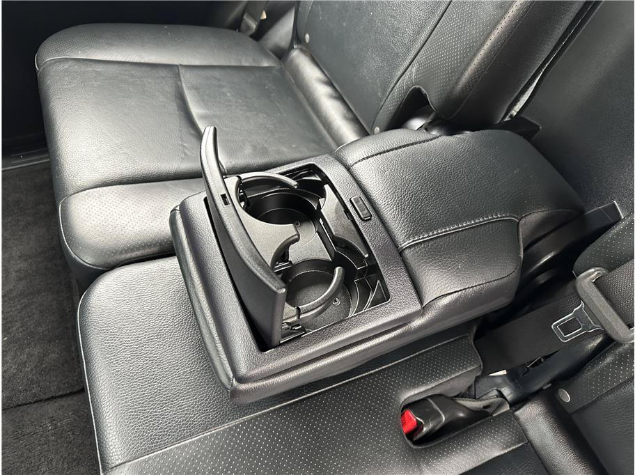 Used 2011 Toyota 4Runner Limited AWD/4WD image 17