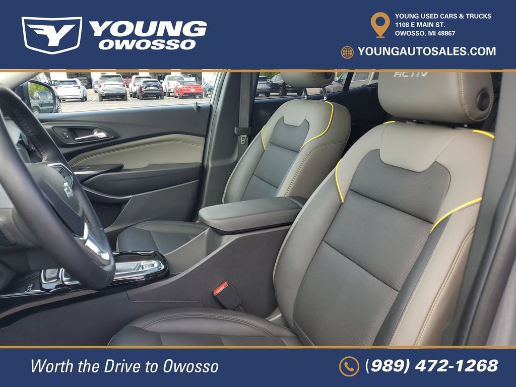 Certified 2025 Chevrolet Trax ACTIV w/ Sunroof Package FWD image 7