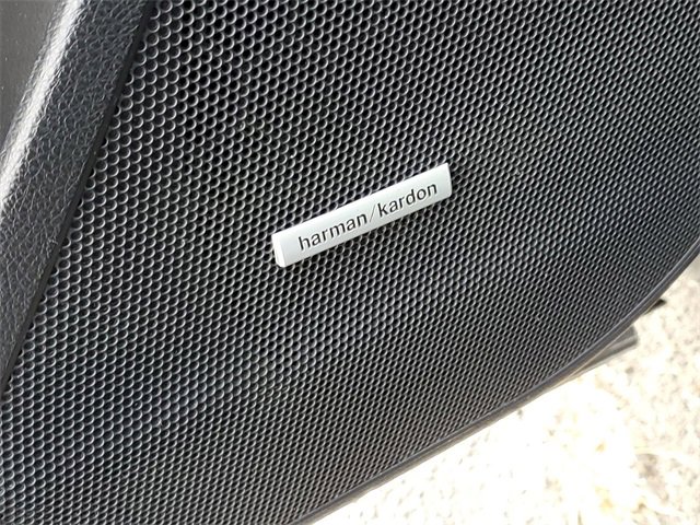 Used 2015 Subaru Forester 2.0XT Touring w/ Eyesight & Navigation System image 23