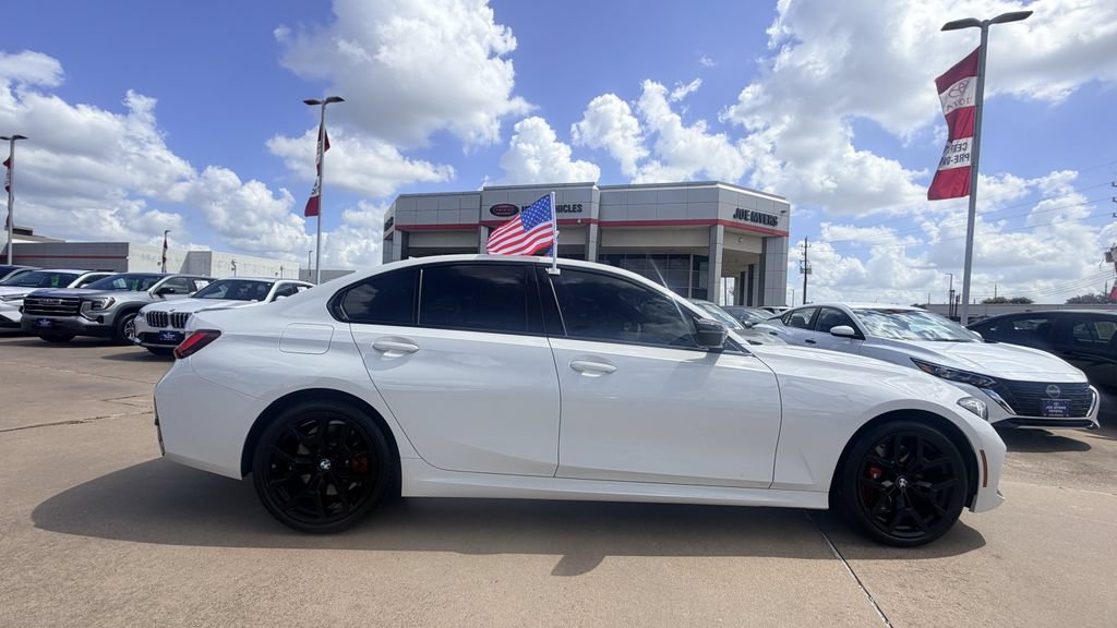 Used 2026 BMW 330i Sedan w/ M Sport Package RWD image 6