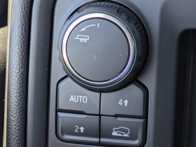 Certified 2024 Chevrolet Silverado 1500 Custom image 26