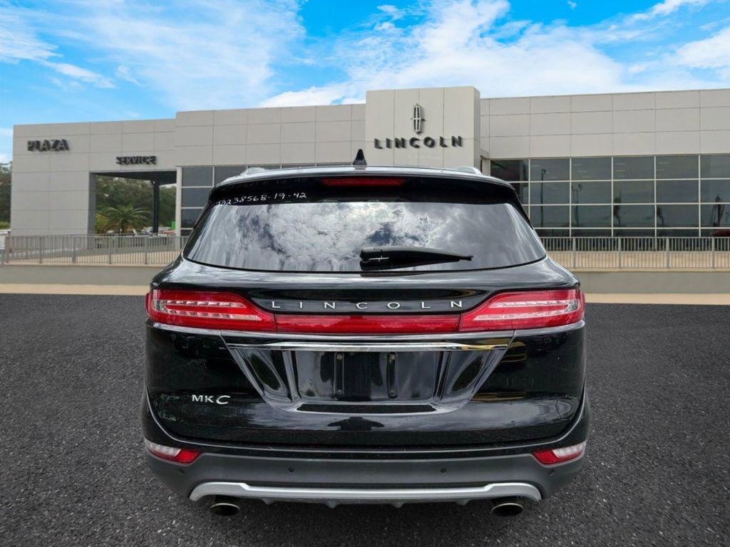 Used 2019 Lincoln MKC Reserve w/ MKC Technology Package FWD image 4