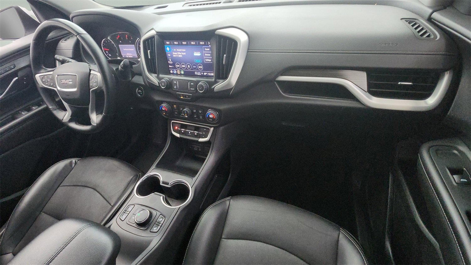 Used 2023 GMC Terrain SLT image 31