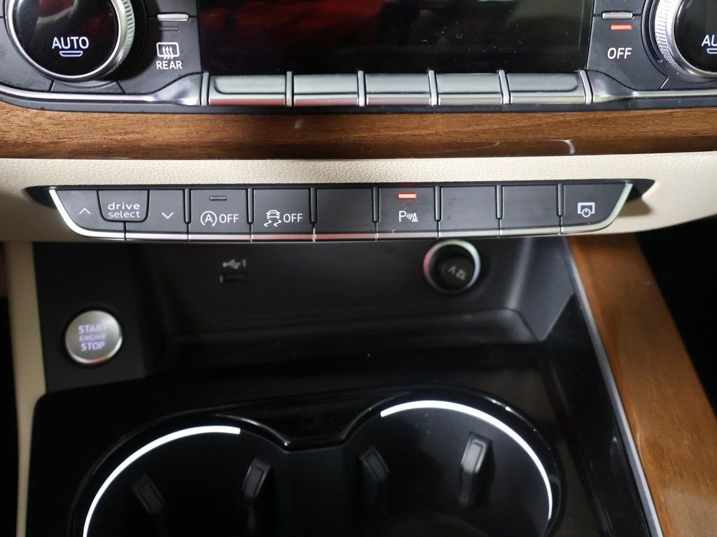Used 2023 Audi A4 2.0T Premium w/ Convenience Package AWD/4WD image 50