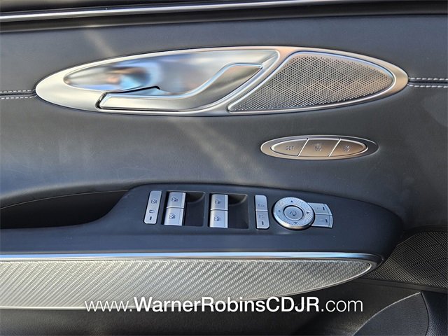 Used 2025 Genesis GV70 2.5T w/ Sport Prestige Package image 32