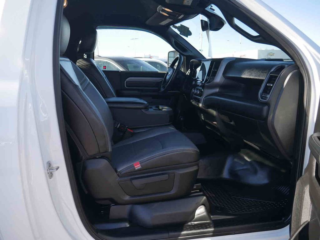 Certified 2024 RAM 3500 Tradesman w/ Chrome Appearance Group image 11