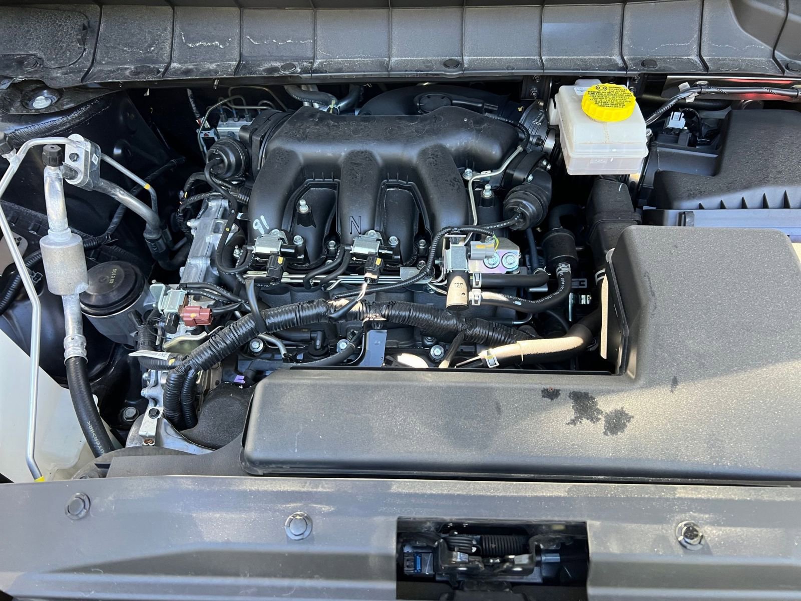 Used 2025 Nissan Pathfinder SV image 25