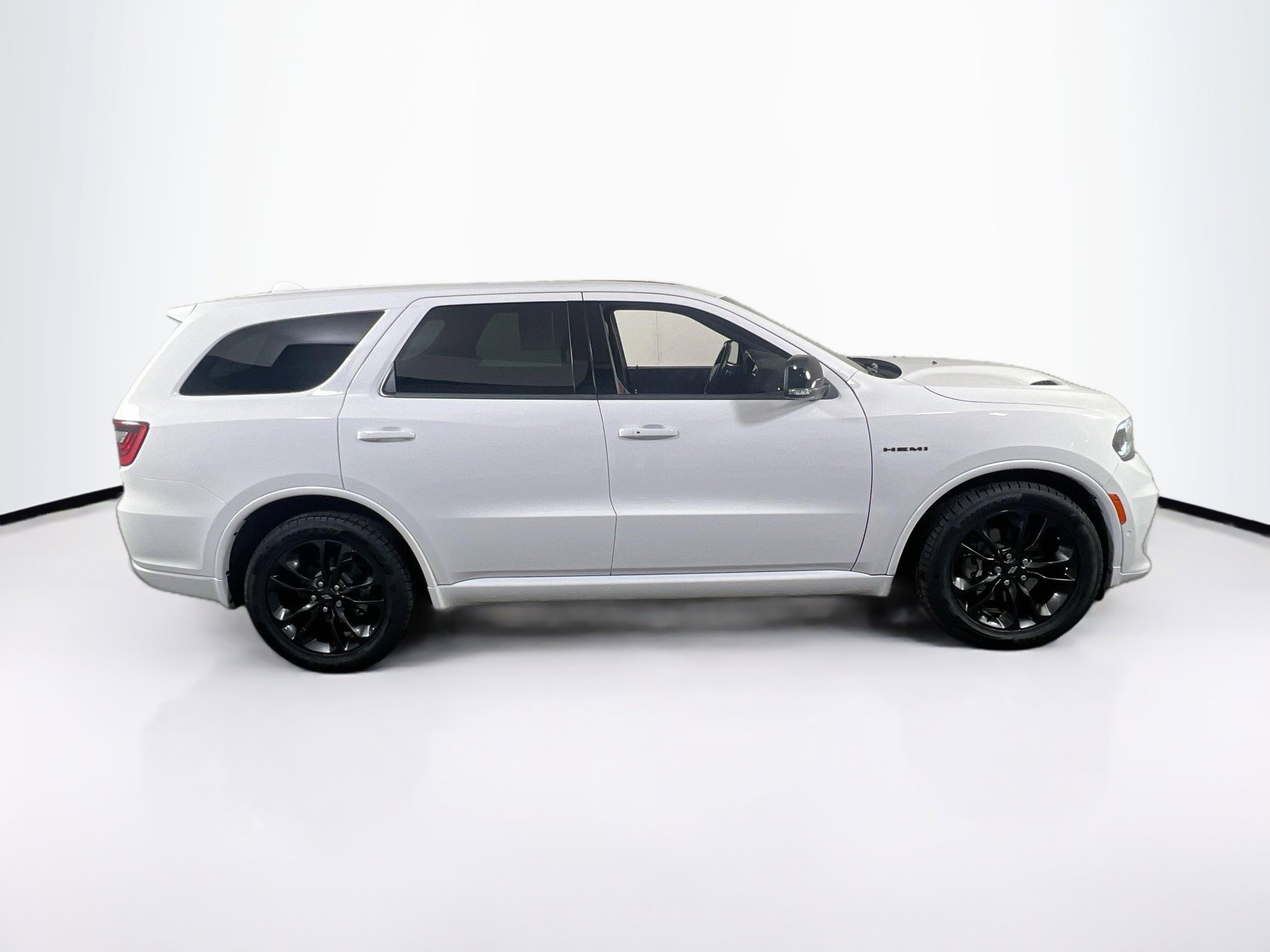 Used 2022 Dodge Durango R/T w/ Blacktop Package image 4