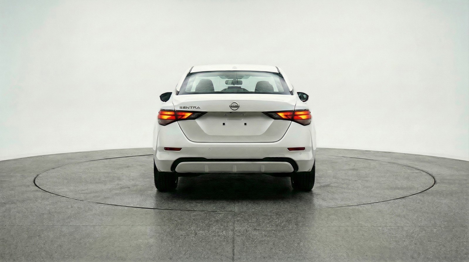 Used 2025 Nissan Sentra SV FWD image 7
