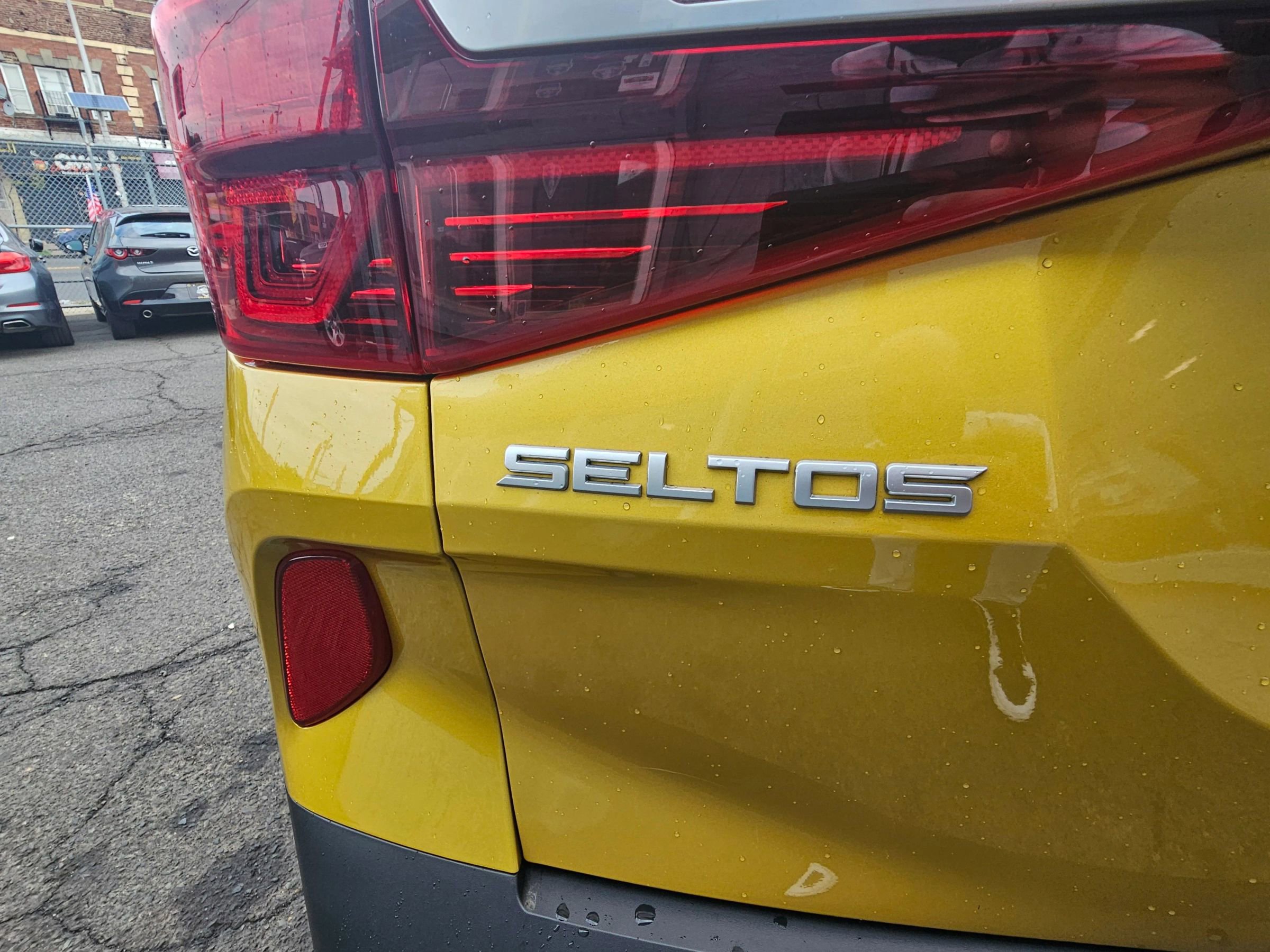 Used 2023 Kia Seltos Nightfall Edition image 36