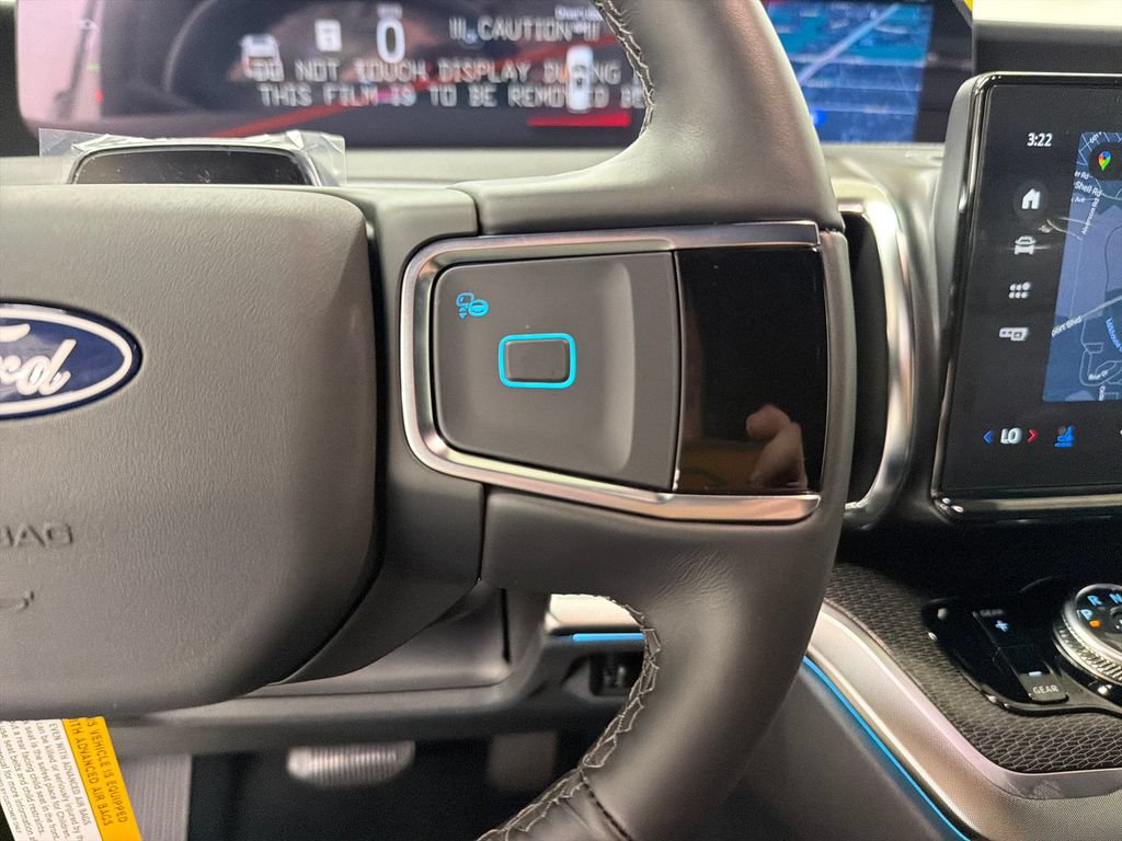 New 2027 Ford Expedition Platinum w/ Stealth Appearance Package RWD image 21