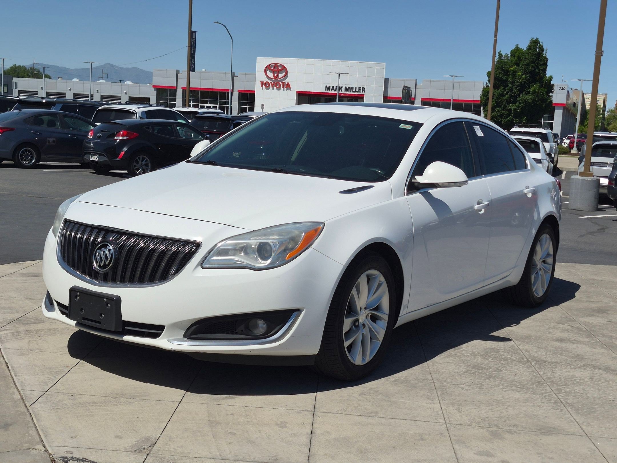 Used 2015 Buick Regal Premium w/ Experience Buick Package AWD/4WD image 10