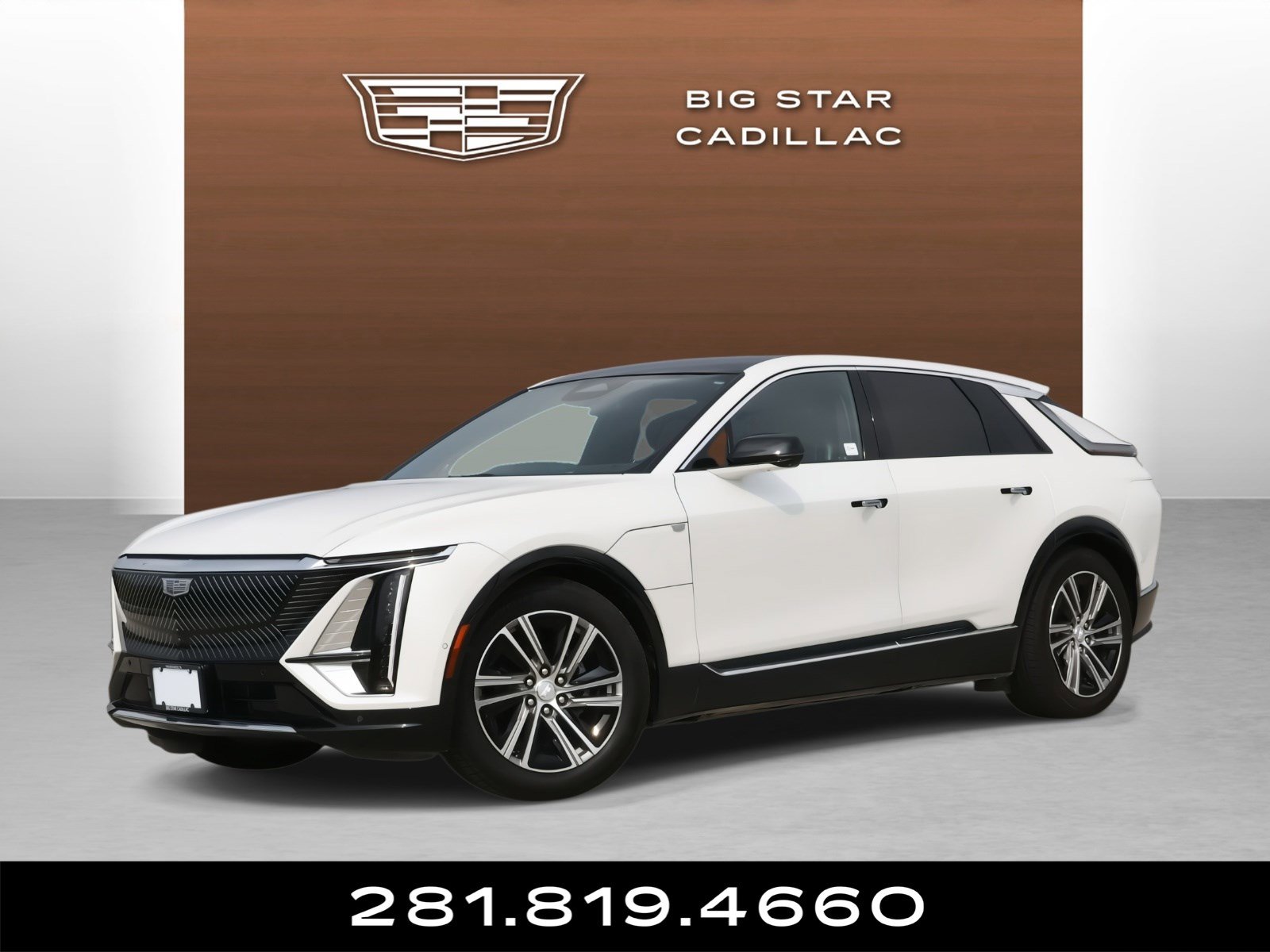 Certified 2024 Cadillac Lyriq Luxury image 1
