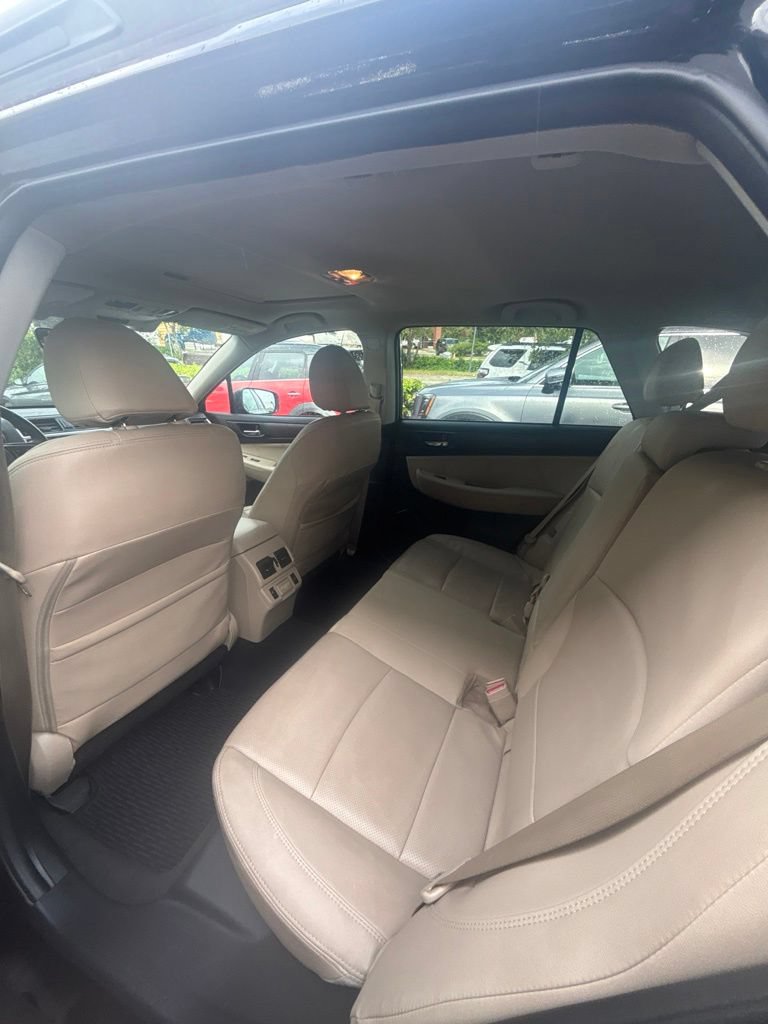 Used 2018 Subaru Outback 2.5i Limited AWD/4WD image 17