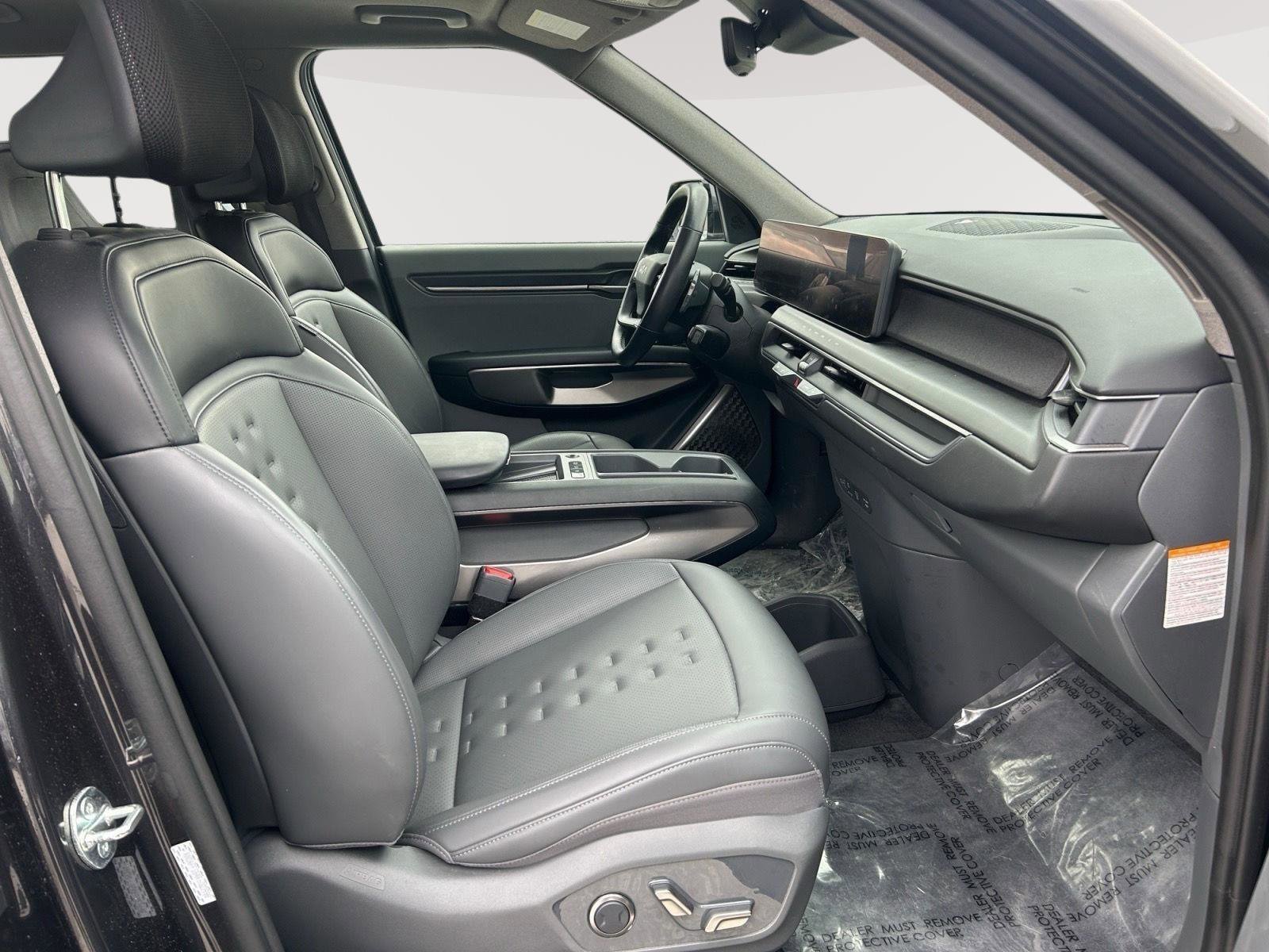 Used 2024 Kia EV9 Wind image 10