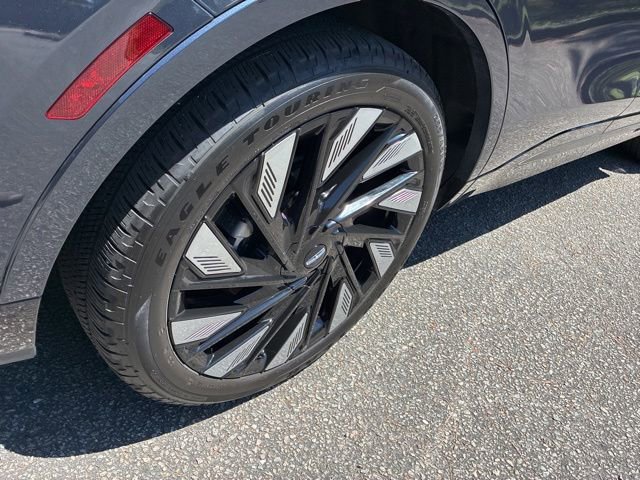 Certified 2024 Lincoln Nautilus Reserve w/ Jet Appearance Package (87T) AWD/4WD image 15