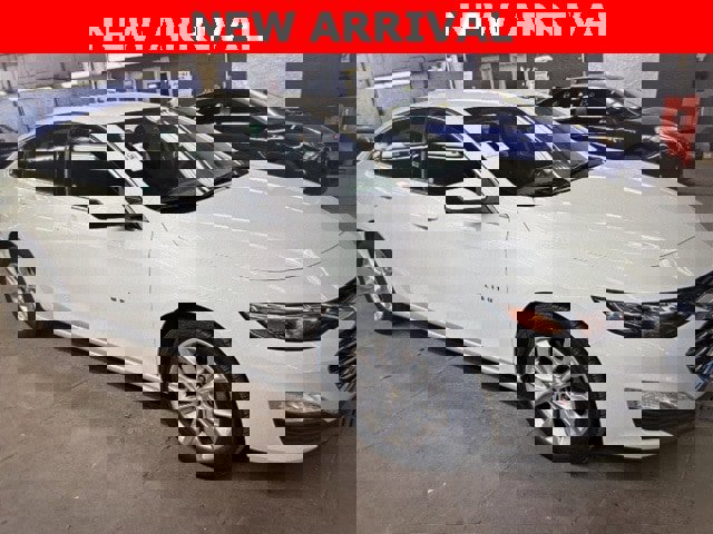 Used 2024 Chevrolet Malibu LT image 1