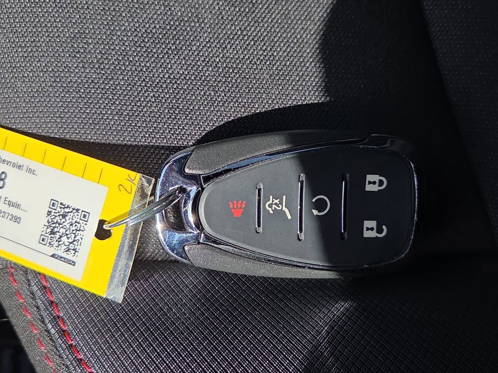 Certified 2023 Chevrolet Equinox RS w/ LPO, Floor Liner Package AWD/4WD image 25