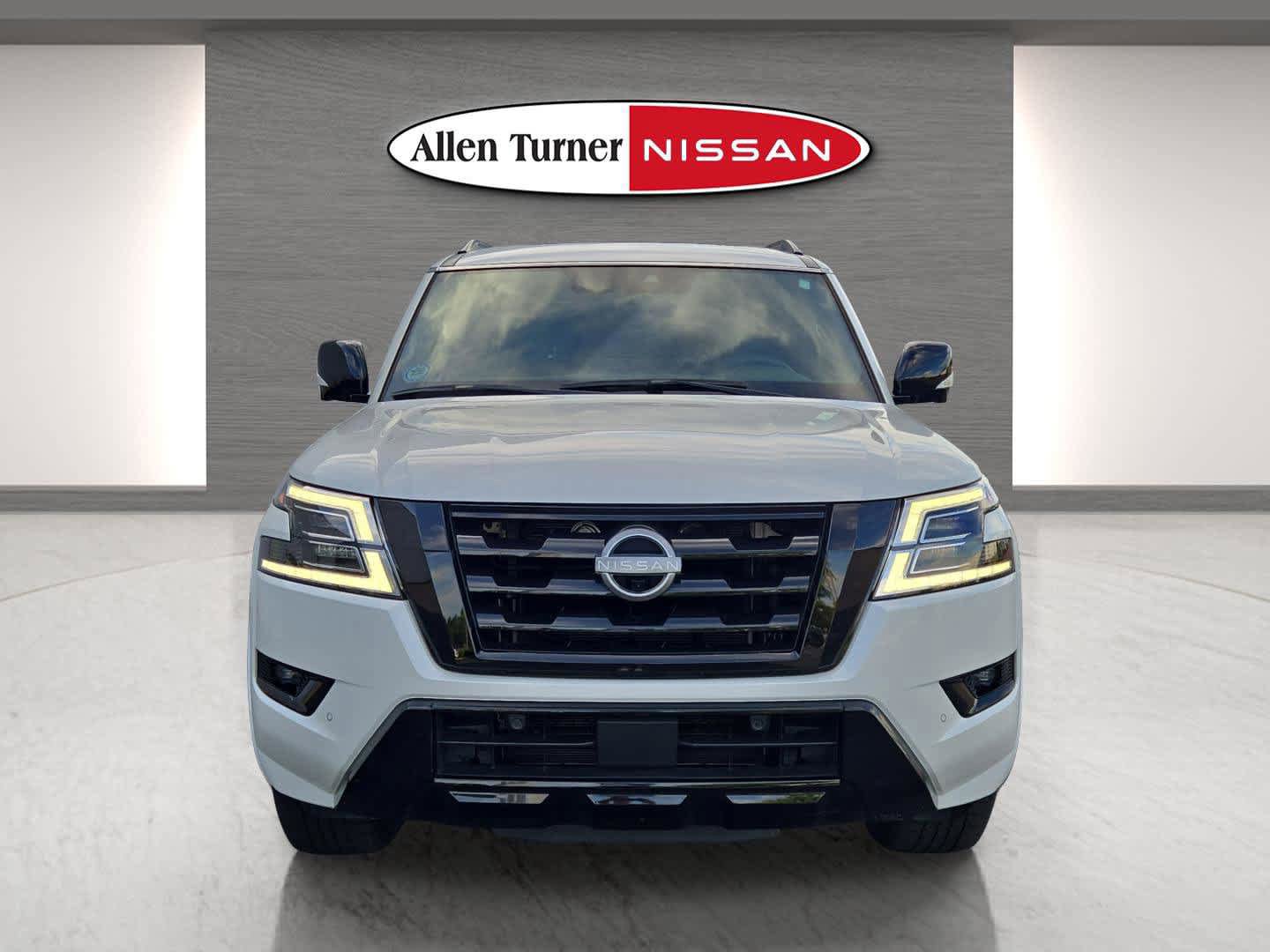 Used 2024 Nissan Armada SL w/ Midnight Edition Package RWD image 4