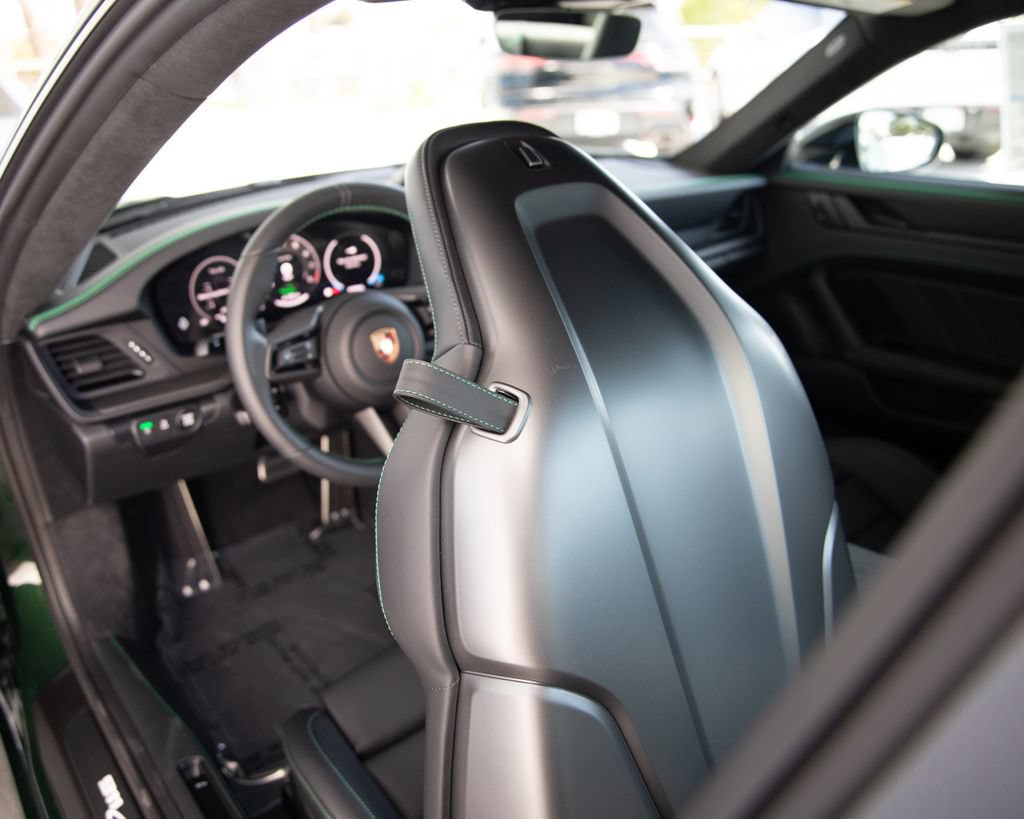 New 2026 Porsche 911 Carrera GTS RWD image 19