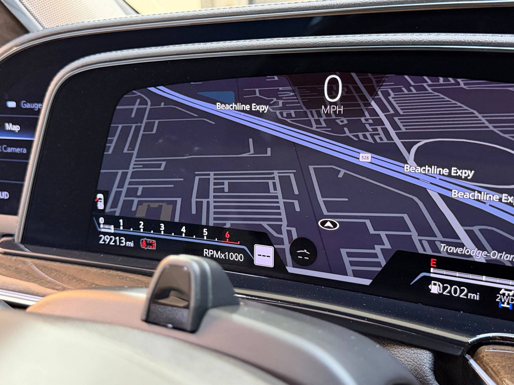 Certified 2024 Cadillac Escalade Sport Platinum w/ LPO, ONYX Package image 28