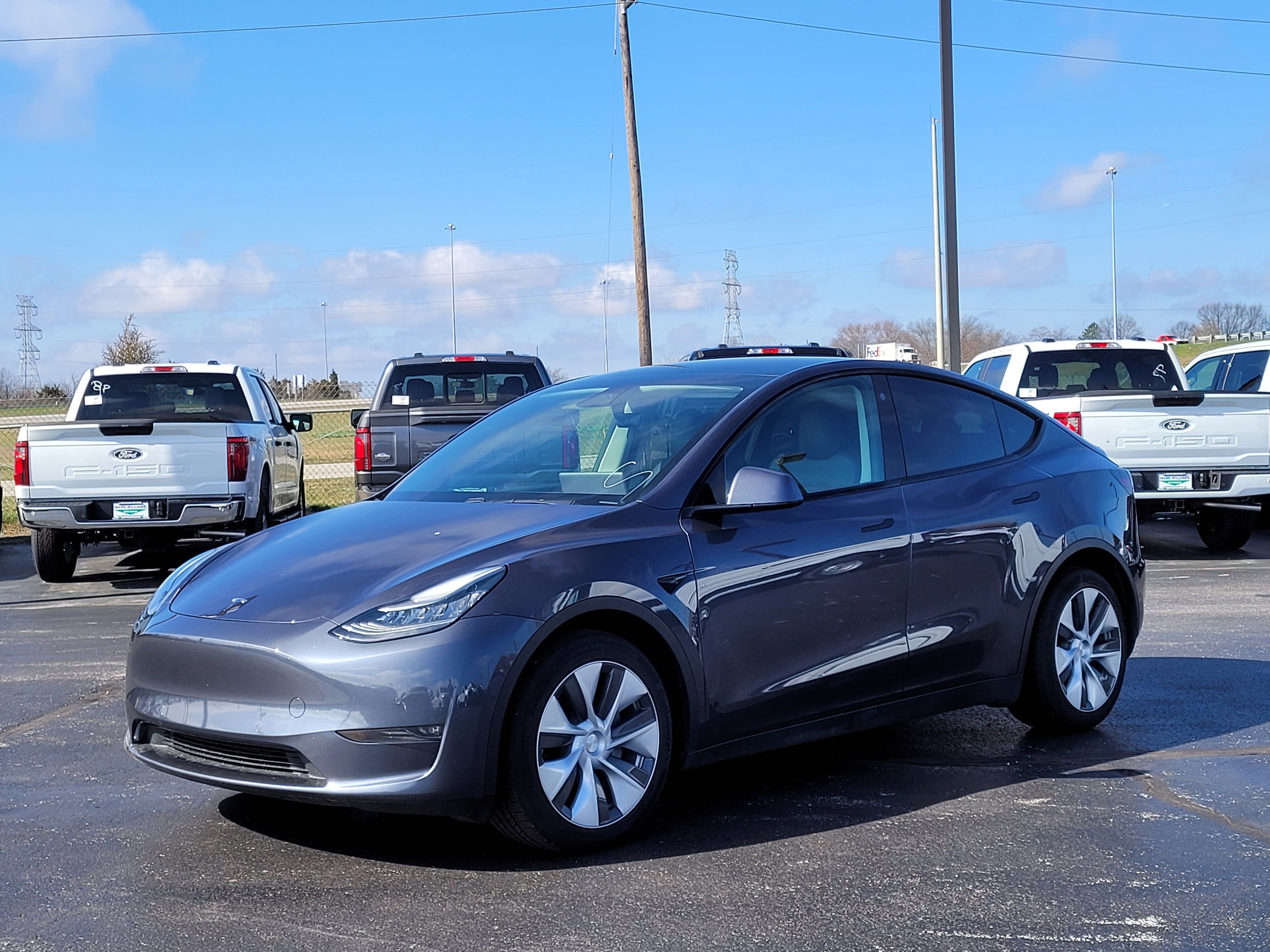 Used 2021 Tesla Model Y Long Range image 8