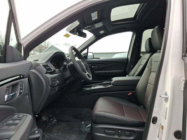 New 2026 Honda Ridgeline Black Edition image 10