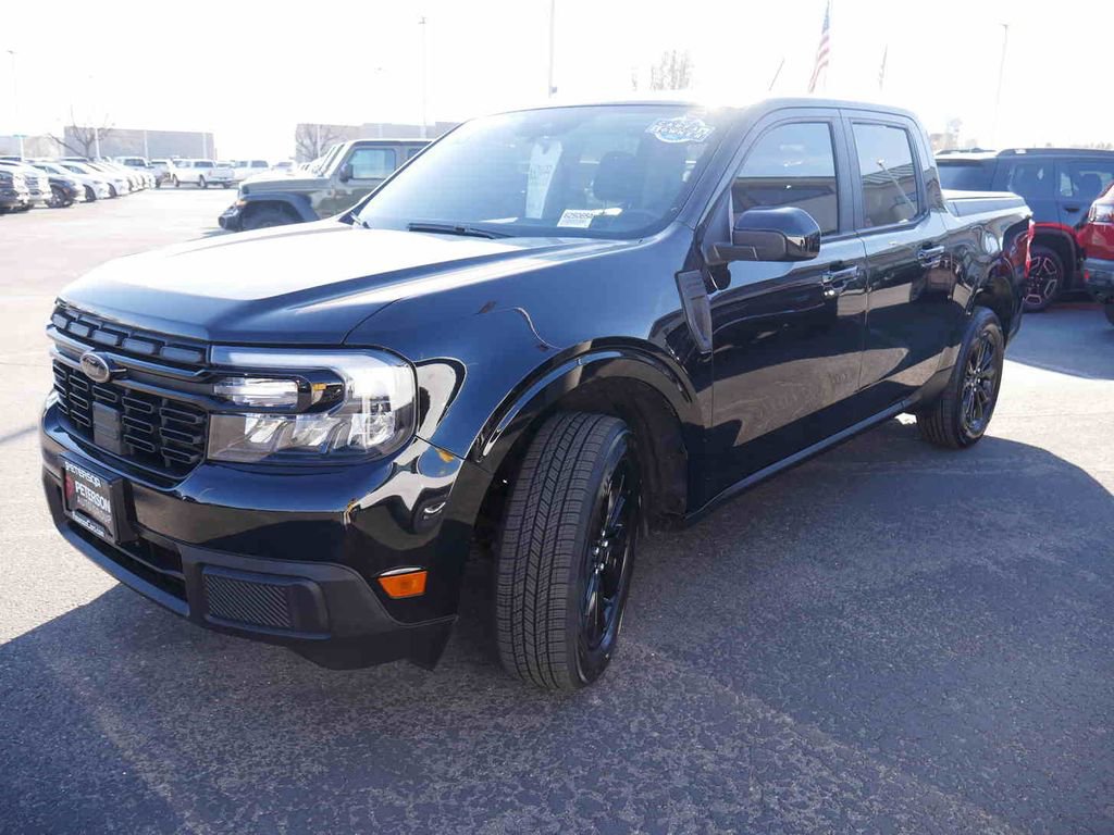 Used 2024 Ford Maverick Lariat w/ Black Appearance Package image 4