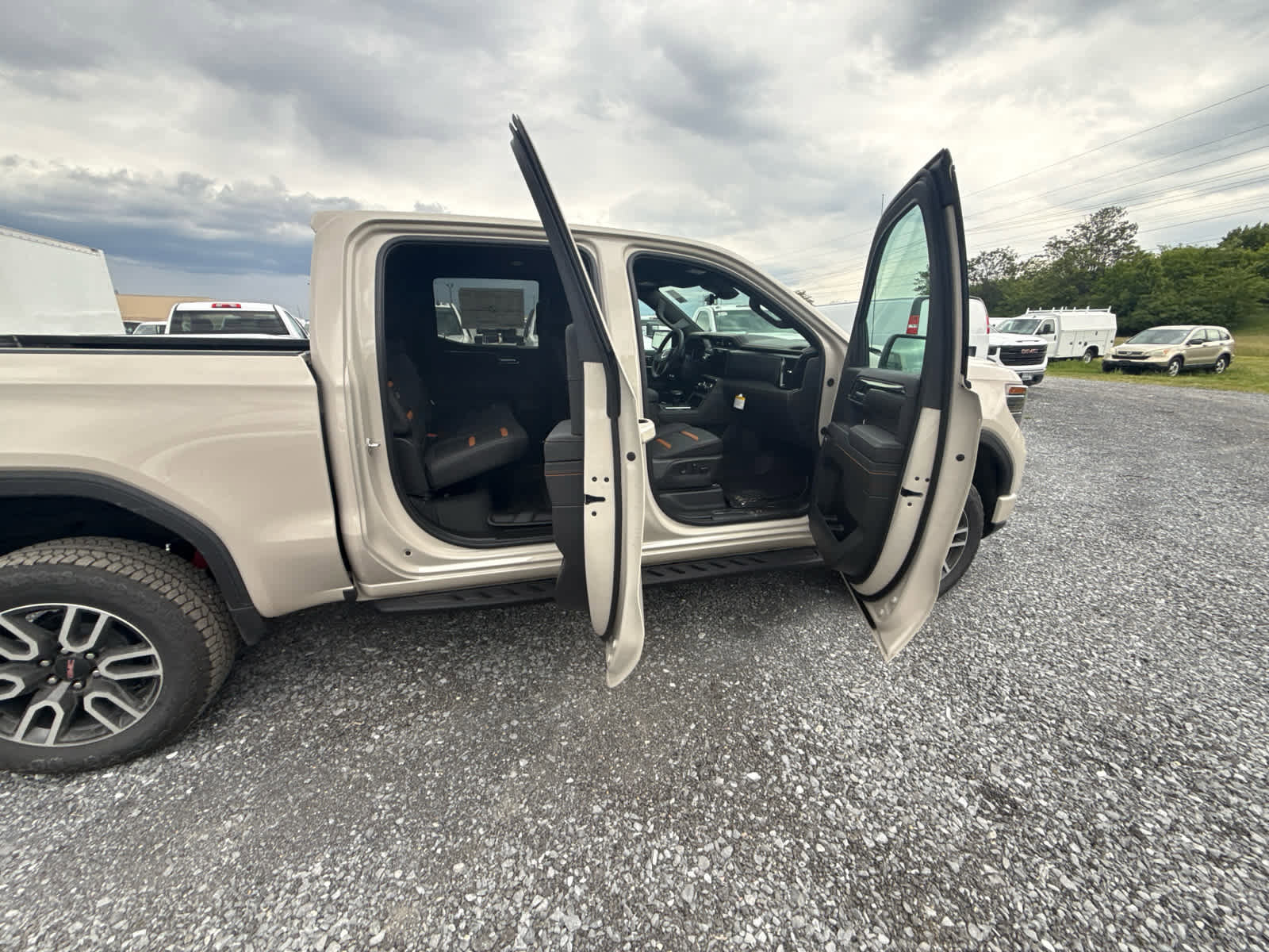 New 2026 GMC Sierra 1500 AT4 w/ AT4 Premium Package AWD/4WD image 34
