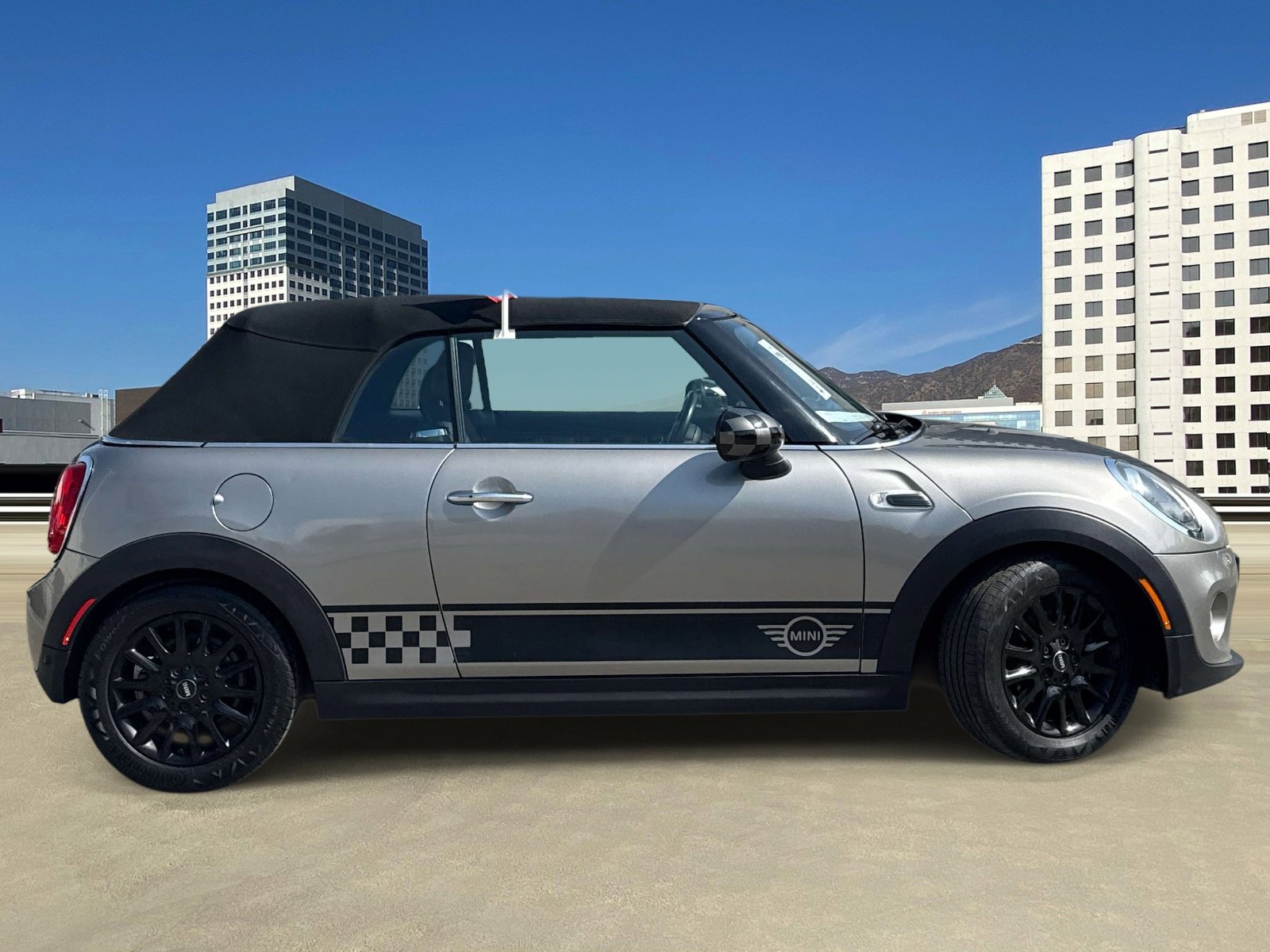 Used 2019 MINI Cooper Convertible FWD image 3