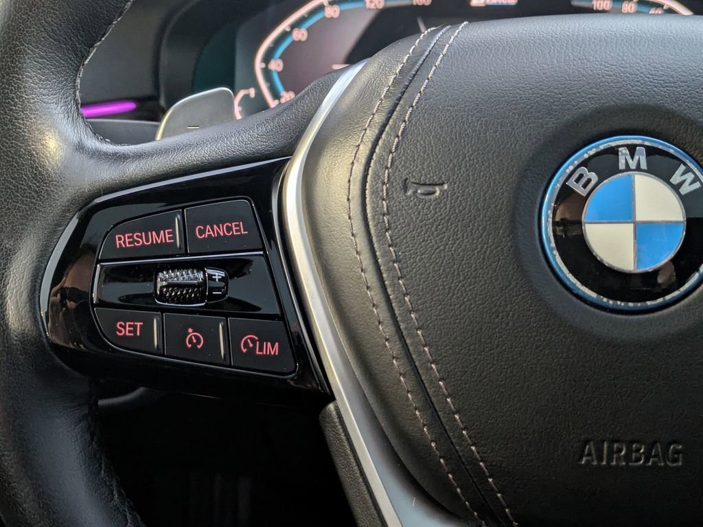 Used 2023 BMW 530e image 19