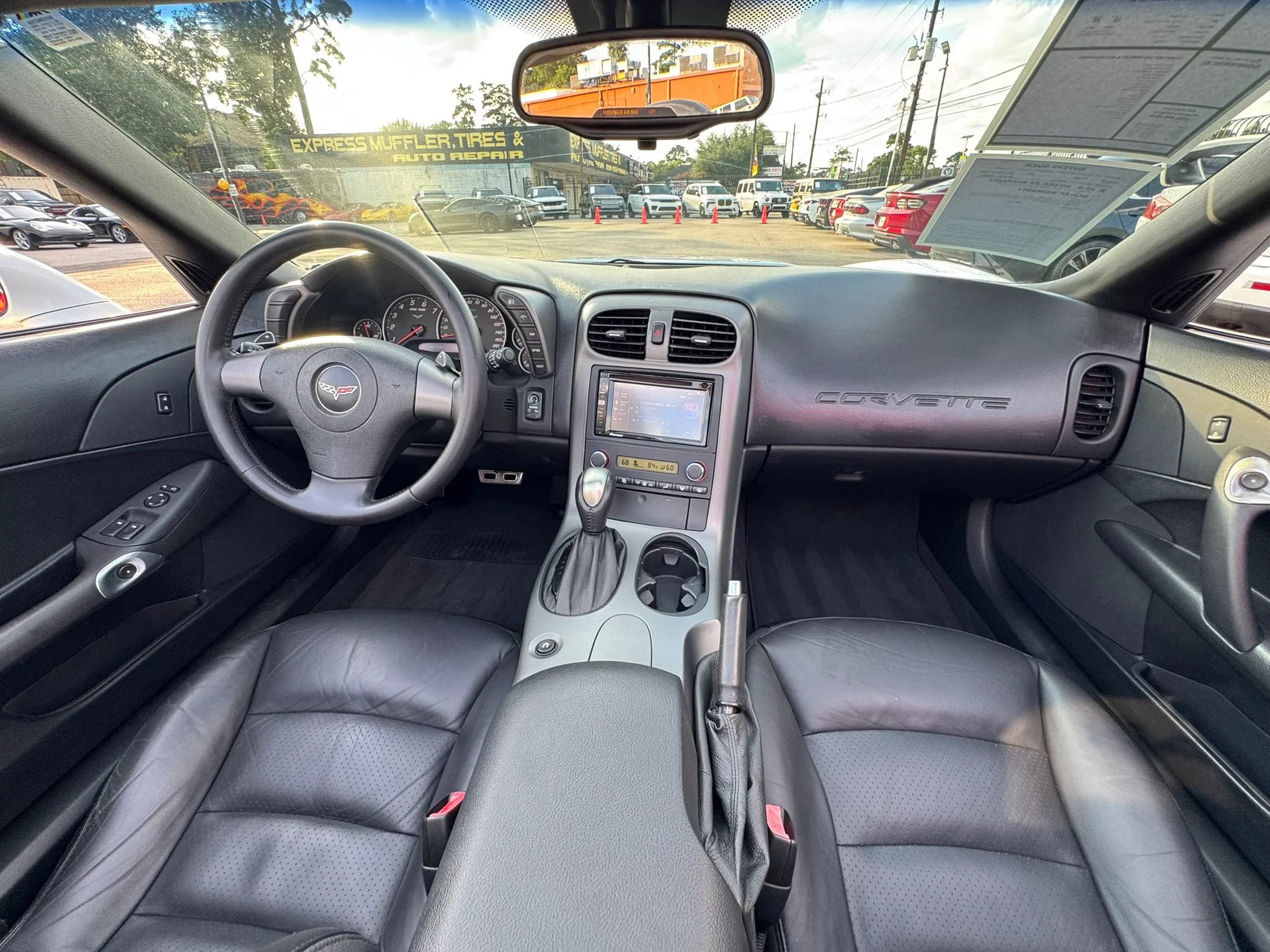 Used 2007 Chevrolet Corvette Convertible RWD image 25