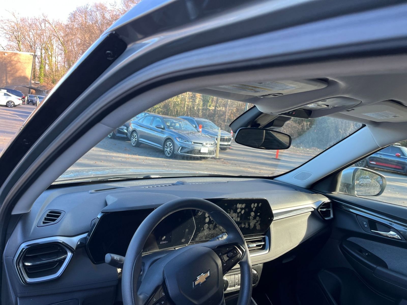 Used 2025 Chevrolet TrailBlazer LT image 31