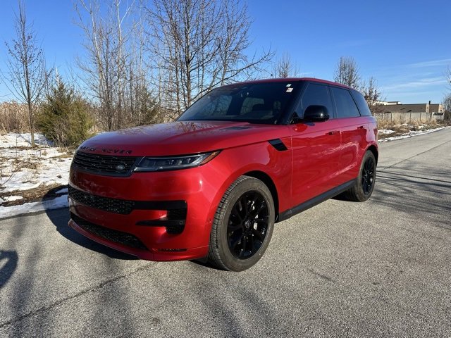 Used 2025 Land Rover Range Rover Sport SE image 1