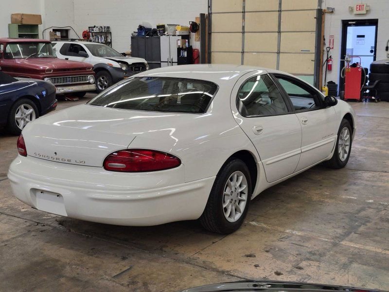 Used 1998 Chrysler Concorde LXi FWD image 15