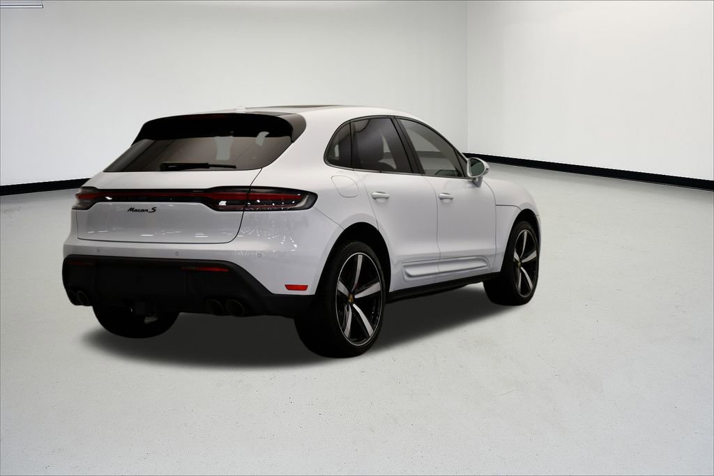Used 2024 Porsche Macan S image 7