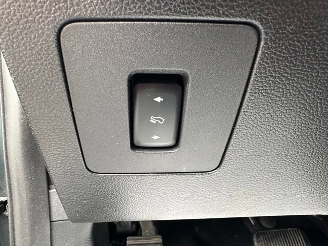 Used 2015 Ford F150 Lariat w/ Equipment Group 501A Mid AWD/4WD image 27