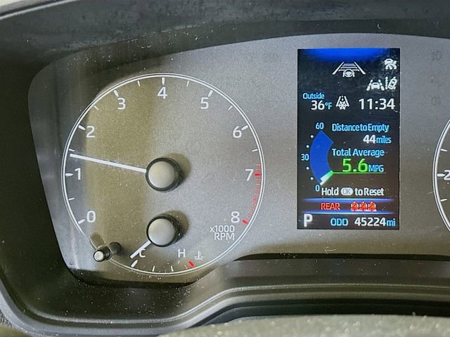 Certified 2023 Toyota Corolla Cross LE image 14