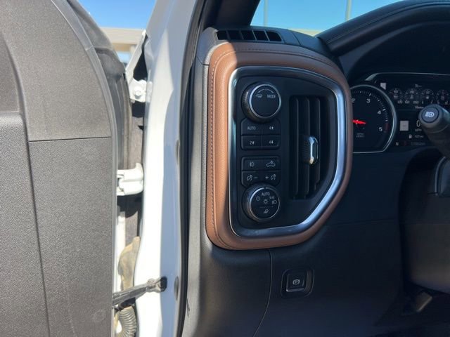 Used 2022 Chevrolet Silverado 2500 High Country w/ Safety Package II image 49