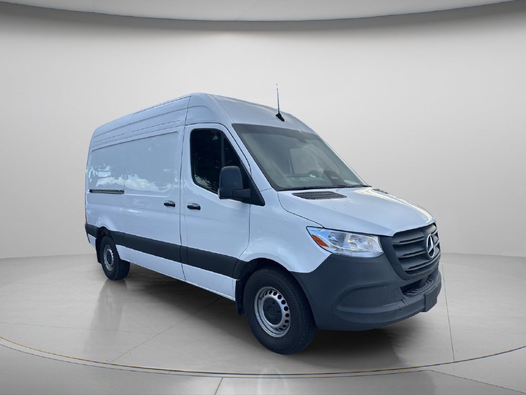 Used 2025 Mercedes-Benz Sprinter 2500 image 1