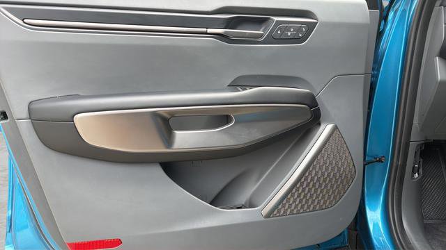 Used 2026 Kia EV9 Wind image 17