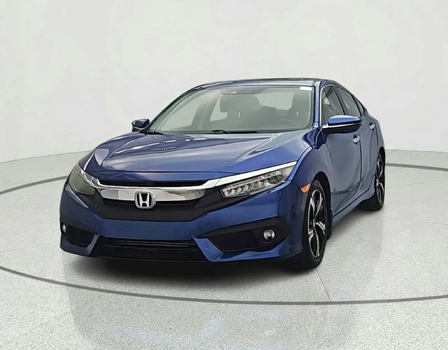 Used 2018 Honda Civic Touring image 2