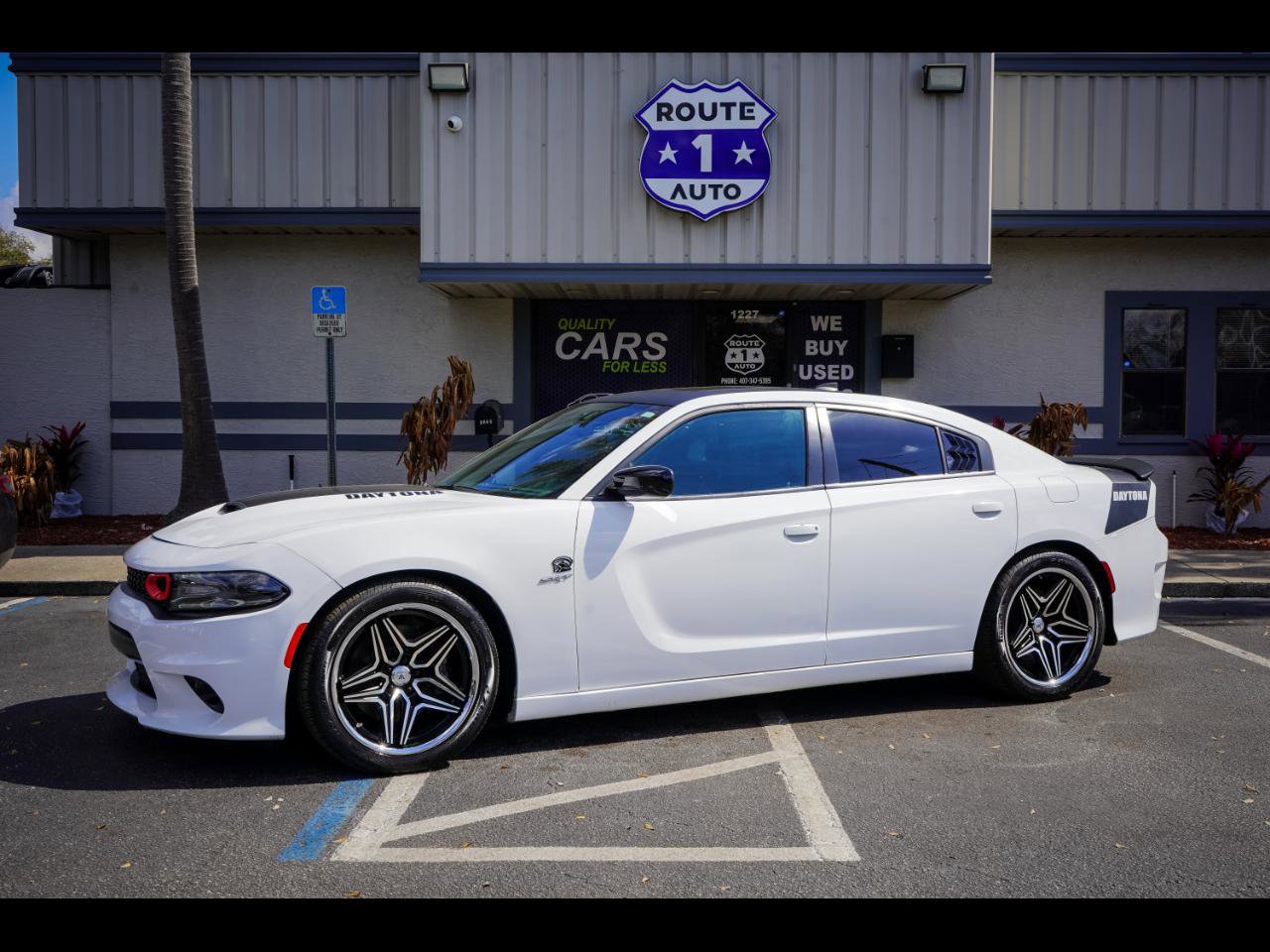 Used 2023 Dodge Charger Scat Pack w/ Daytona Edition Group image 1
