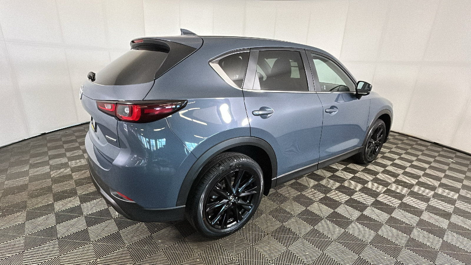 Used 2025 MAZDA CX-5 Carbon Edition AWD/4WD image 3