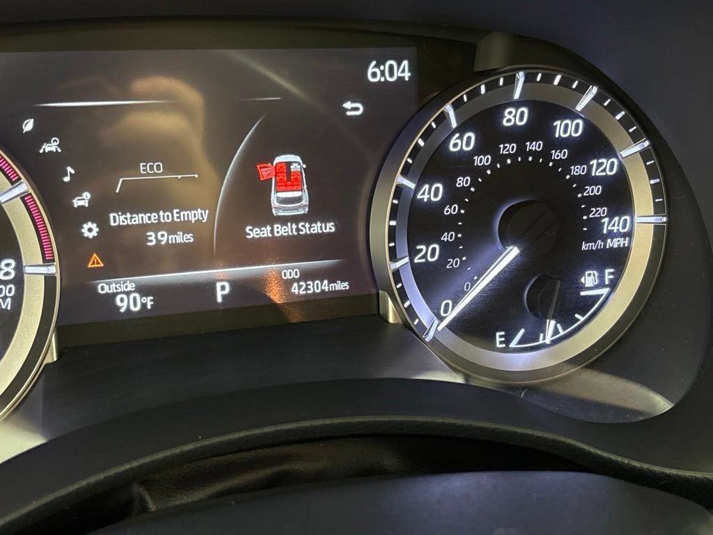 Used 2023 Toyota Highlander XSE FWD image 36