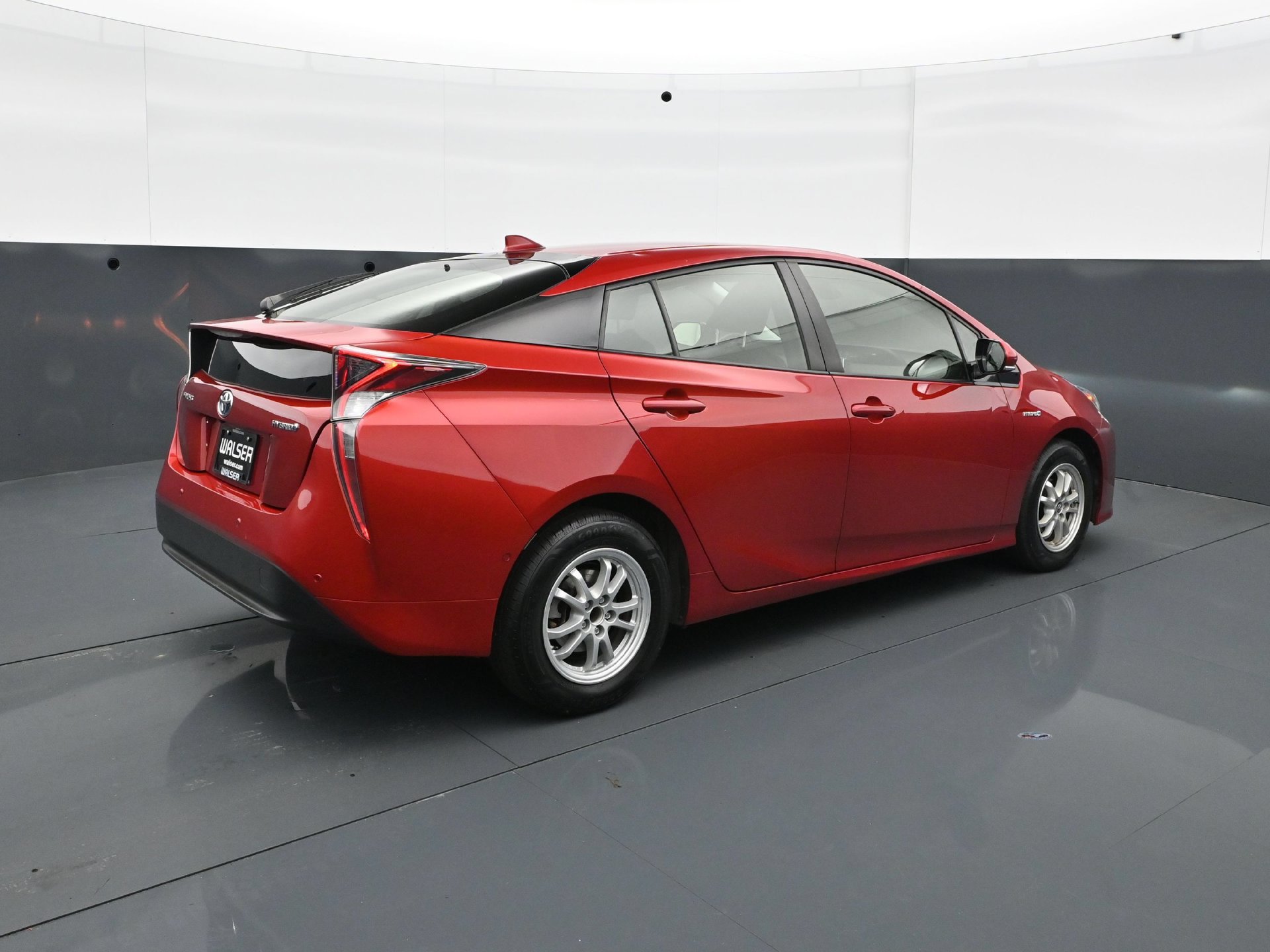 Used 2018 Toyota Prius Two w/ Prius Two Safety Plus Package FWD image 7