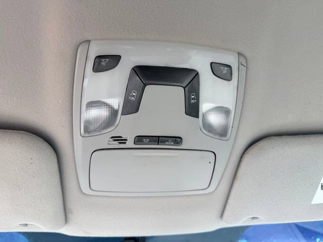 Used 2014 Toyota Sienna LE AWD/4WD image 22
