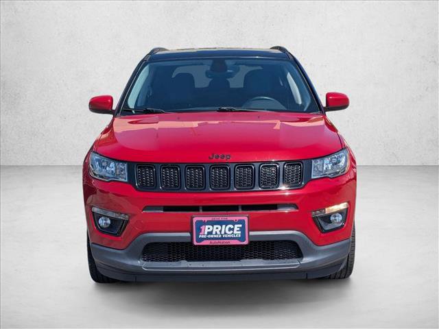Used 2018 Jeep Compass Latitude w/ Popular Equipment Group FWD image 2