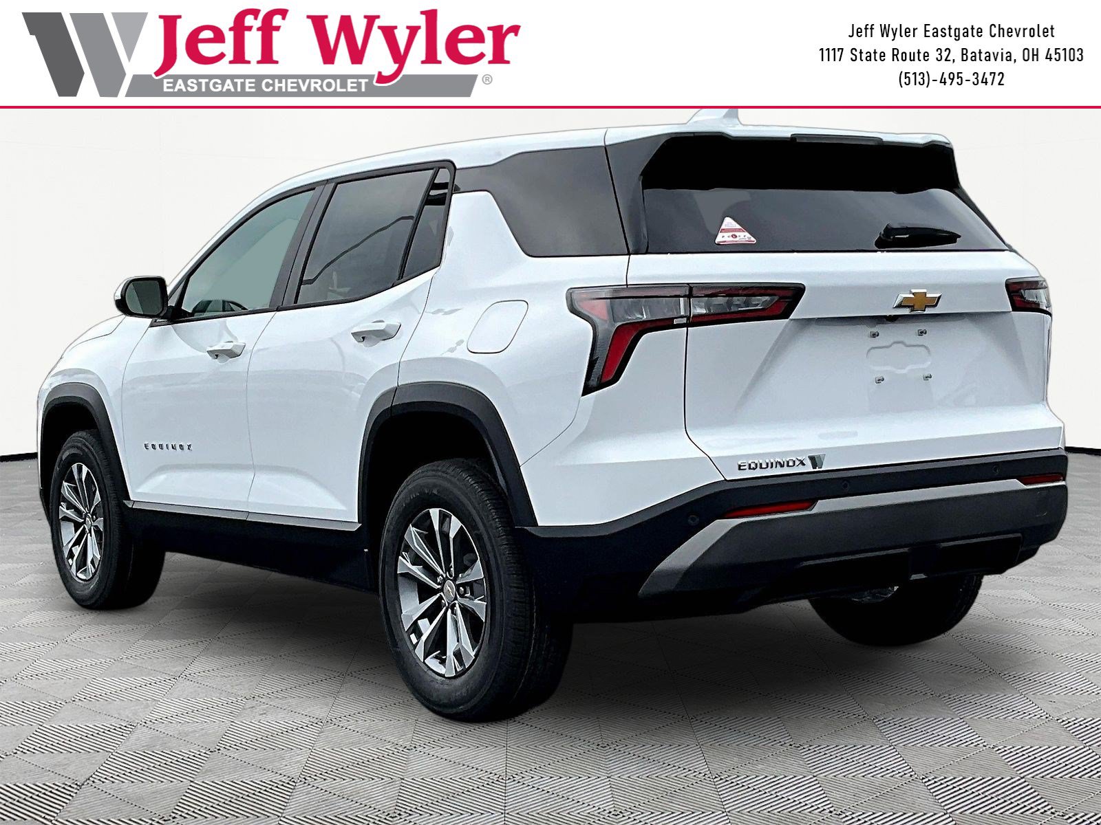 New 2026 Chevrolet Equinox LT w/ Convenience Package II FWD image 4